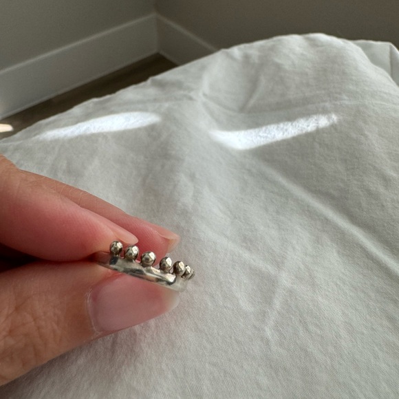 Crown ring - Picture 2 of 4